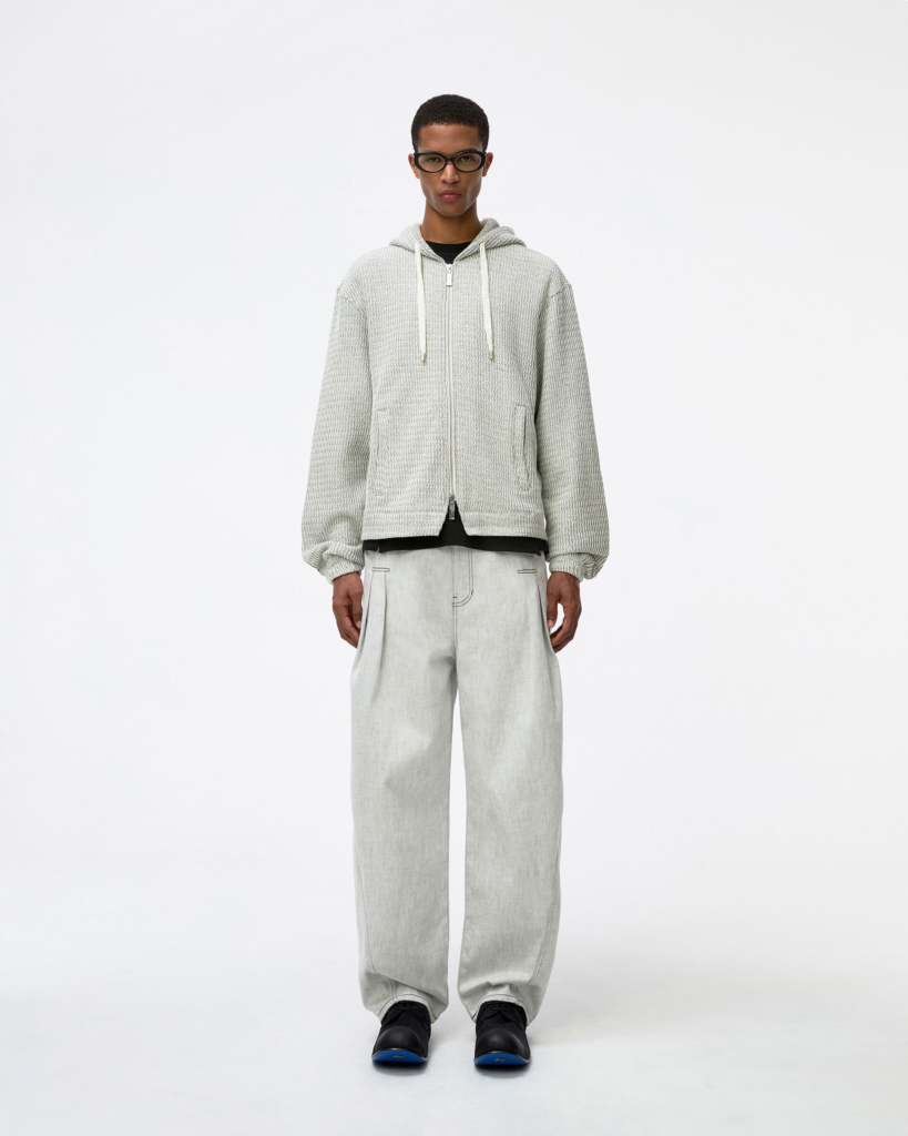 ADER ERROR（アダーエラー）聖水洞フラッグシップ｜ニットジップアップフーディ＆ワイドデニムパンツコーデ