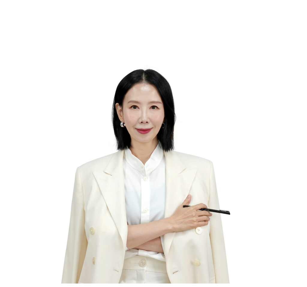 韓国美容YouTuber「ディレクターパイ（디렉터파이）」クリーンビューティブランド the phi（ザ・パイ）プロデューサー