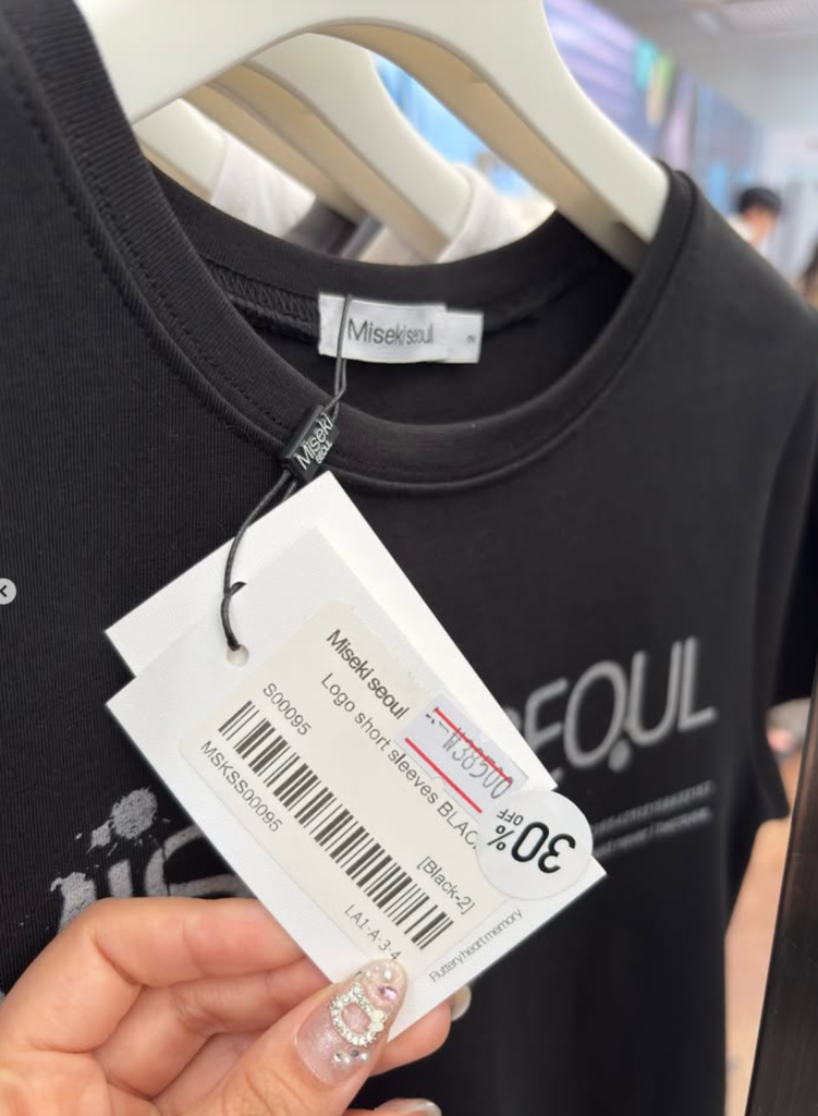 Miseki seoul聖水ポップアップ限定 ロゴショートスリーブTシャツ 30%OFFの値札タグ 韓国ファッションブランド